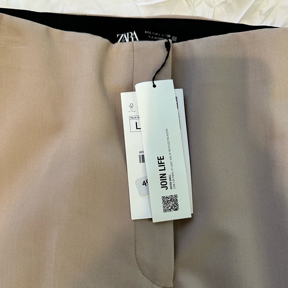 Zara High Waist pants, flared legs. - Picture 3 of 4